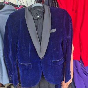 Elegant Blue Velvet Blazer